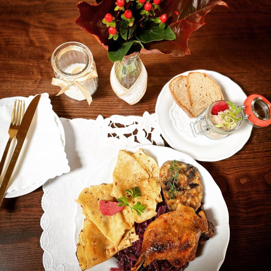 Maria Penzion & Restaurant Trenčín 외부 사진